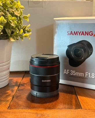 Samyang 35mm f/1.8 AF per Sony FE