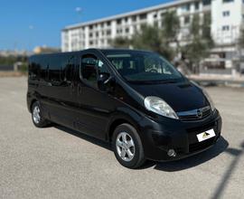 Opel Vivaro furgone 9 posti