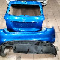 Portellone con spoiler e paraurti Fiat  500X