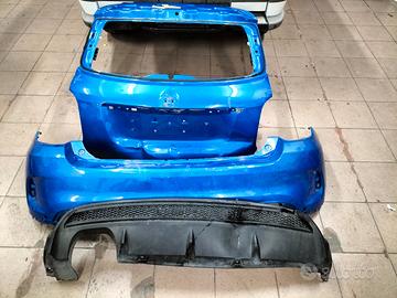 Portellone con spoiler e paraurti Fiat  500X