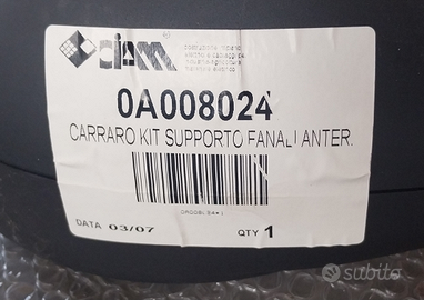 Kit supporto fanali anteriore carraro