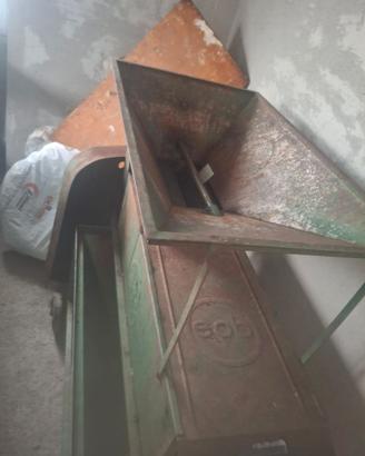 Sgrappatrice elettrica senza motore