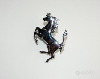 Ferrari / 60036100 / cavallino piccolo / stemma /