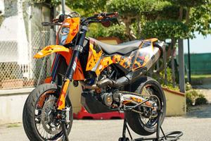 KTM 690 SMC