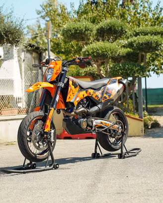 KTM 690 SMC