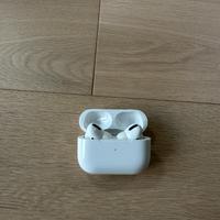 Airpods pro 1 CASE DI RICARICA