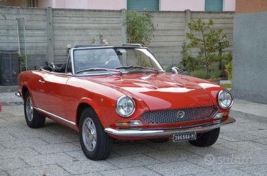 Fiat 124 Sport Spider 1.8 CS1