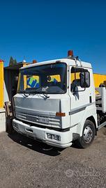 Carro Attrezzi Nissan L35 (1995) - 251.000 km