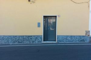 Bottega ristrutturata 35 mq scillichenti