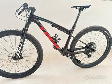 Trek supercaliber 9.8 gen. 2 x0 eletrico