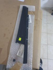 Modenatura montante porta per Audi A3 8v lucido.