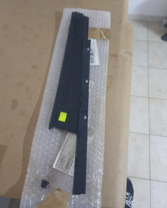 Modenatura montante porta per Audi A3 8v lucido.