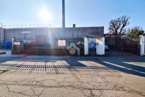 CAPANNONE A MANERBIO