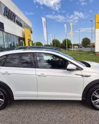 VOLKSWAGEN Taigo 1.0 GPL 110 CV R-Line