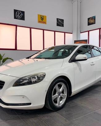 Volvo V40 D2 1.6 115cv SUMMUM 2015