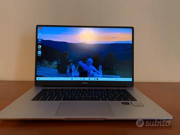 PC Huawei Matebook D15