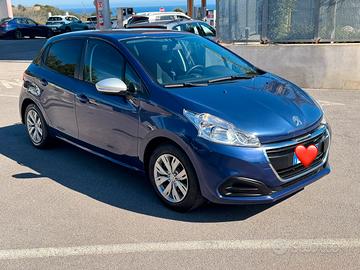 🚗 Peugeot 208 1.2 PureTech 68 CV – 2017