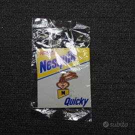 Sorpresine NESQUIK NESTLE Vintage anni '80 spilla