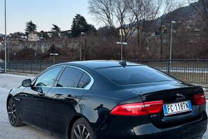 Jaguar xe 180cv motore appena rifatto