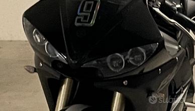 Faro yamaha r6