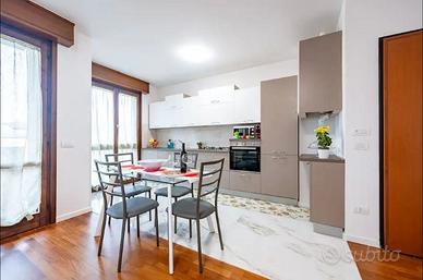 PERIODI BREVI Casa disponibile dal 16 al 17 maggio