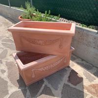 Vasi  in resina  da giardino