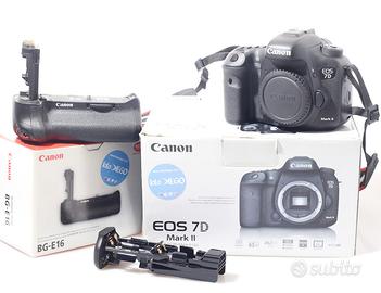 FOTOCAMERA DIGITALE REFLEX CANON 7D MK 2 + BG-E16.