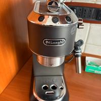 Macchina caffe delonghi dedica