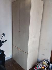 due armadi a due ante