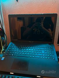 Pc portatile asus
