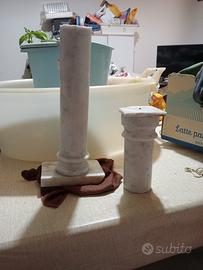  Colonna decorativa in marmo bianco di Carrara 