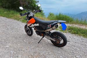 ktm 690 smc