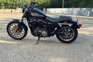 Harley-davidson 883 Sportster R
