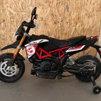 Moto aprilia elettrica bimbo