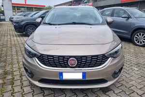 FIAT Tipo 1.3 Mjt S&S 5 porte Lounge