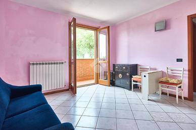 MONOLOCALE A MERLINO