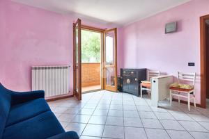 MONOLOCALE A MERLINO