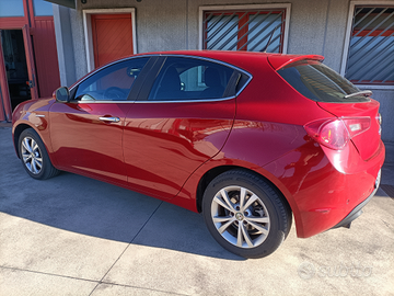 Alfa romeo Giulietta benzina