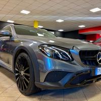MERCEDES-BENZ E 220 d S.W. 4Matic Premium All-Te
