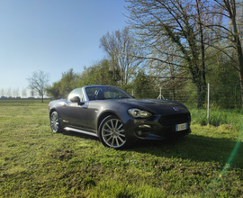 Fiat 124 Spider Lusso