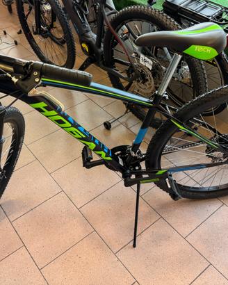 MTB unisex NUOVA con freni a disco e 18 velocità