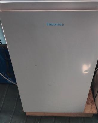 Frigorifero a compressore. Hisense