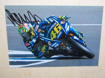 V. Rossi autografo su foto cm23x15