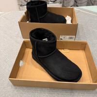UGG mini classic nero