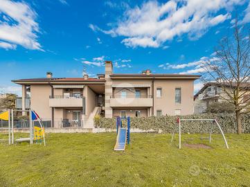 4 LOCALI A VILLAFRANCA DI VERONA