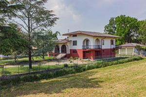 AMPIA CASA INDIPENDENTE