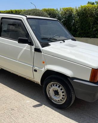 Fiat Panda 900 i.e. cat Young