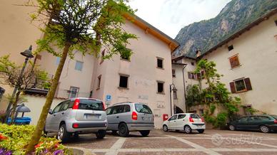 Santa Massenza - Edificio Storico da Ristrutturare