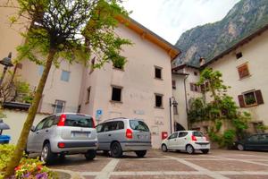 Santa Massenza - Edificio Storico da Ristrutturare
