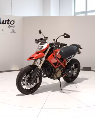 Ducati Hypermotard 1100 - Evo U9132